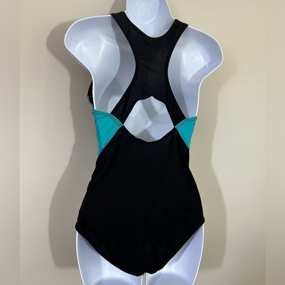 Speedo sz sm 1 piece swimsuit in black with aqua accent. Very nice suit - Picture 5 of 12